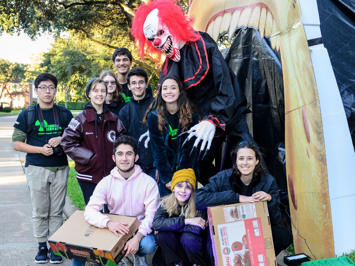 Read more about the article Annual Halloween Food Drive